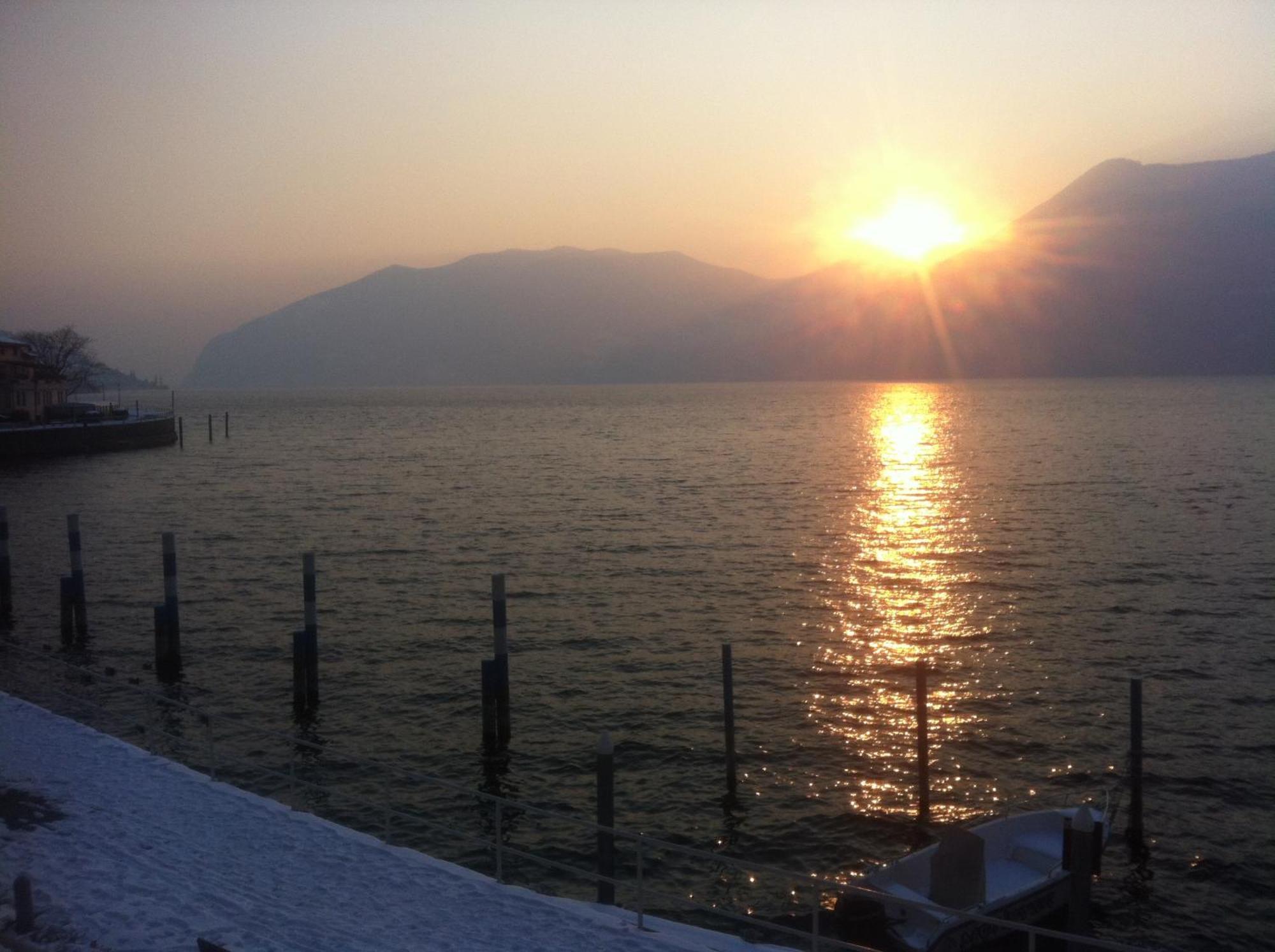 In Riva Al Lago Di Iseo Dependance Primo Piano Marone Luaran gambar